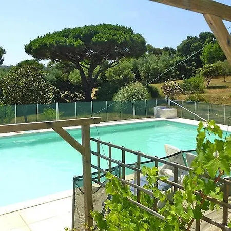 Semesterbostad Semi-Detached House, Roquebrune-Sur-Argens *